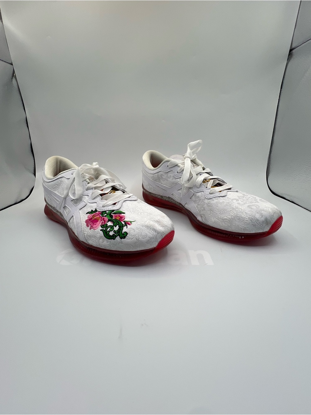 ASICS Limited Edition Floral Running Shoes – White/Red – Women’s US Size 10